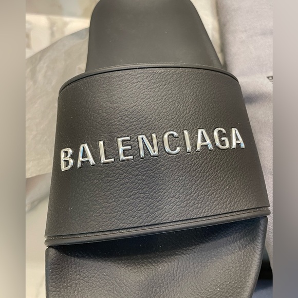 Balenciaga Women's Logo Pool Slides 8 B/38 EU - Picture 10 of 14